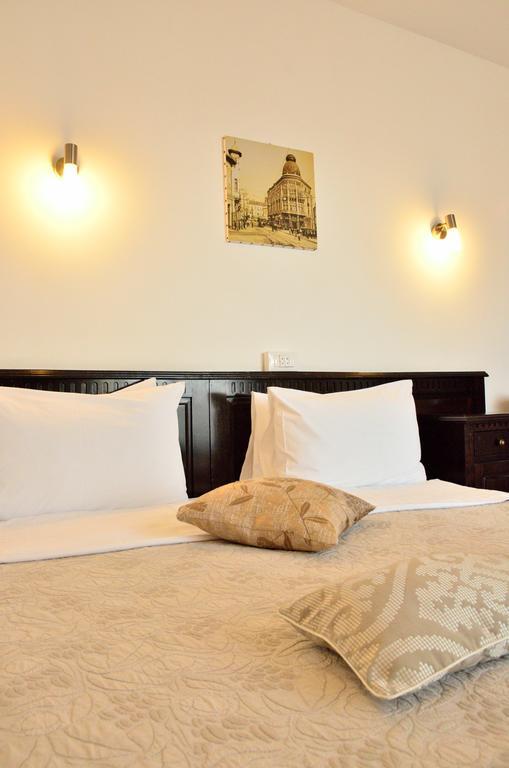 Hotel Belleville ياش الغرفة الصورة