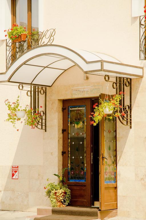 Hotel Belleville ياش المظهر الخارجي الصورة