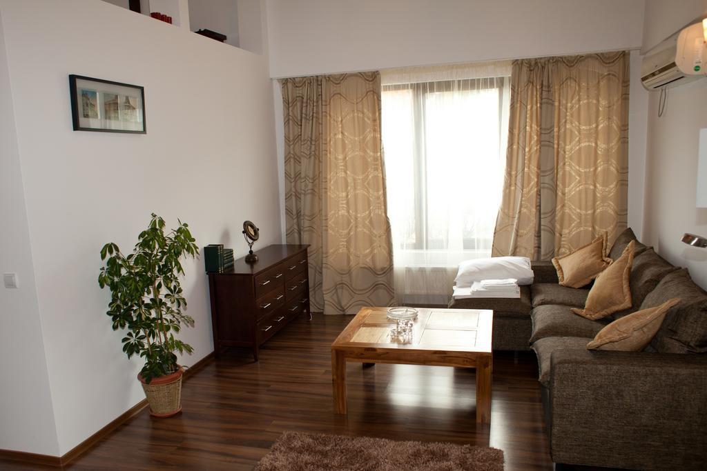 Hotel Belleville ياش المظهر الخارجي الصورة