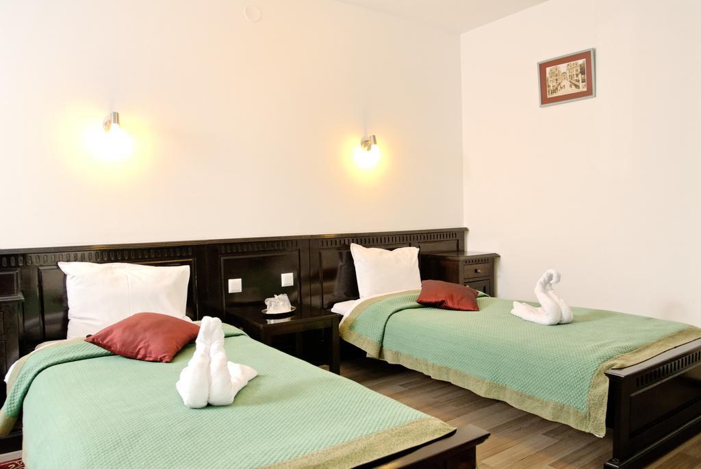 Hotel Belleville ياش المظهر الخارجي الصورة