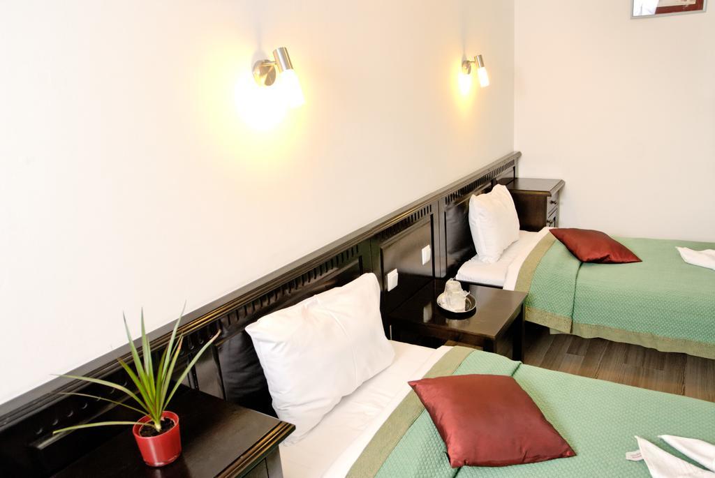 Hotel Belleville ياش المظهر الخارجي الصورة