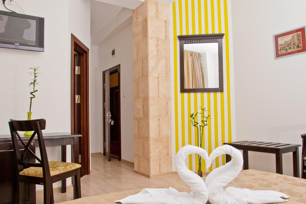 Hotel Belleville ياش المظهر الخارجي الصورة
