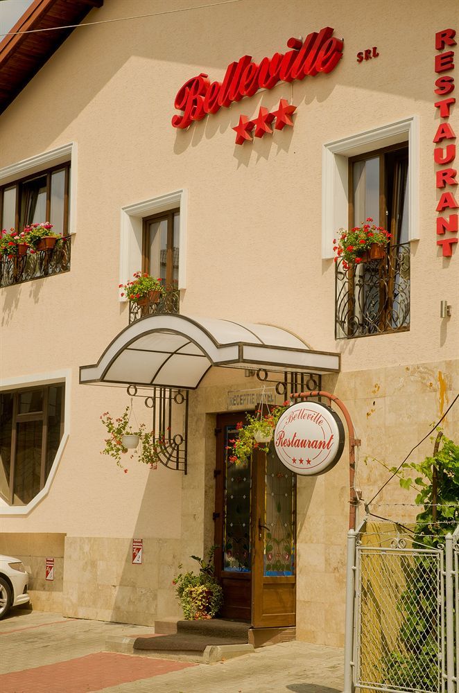Hotel Belleville ياش المظهر الخارجي الصورة